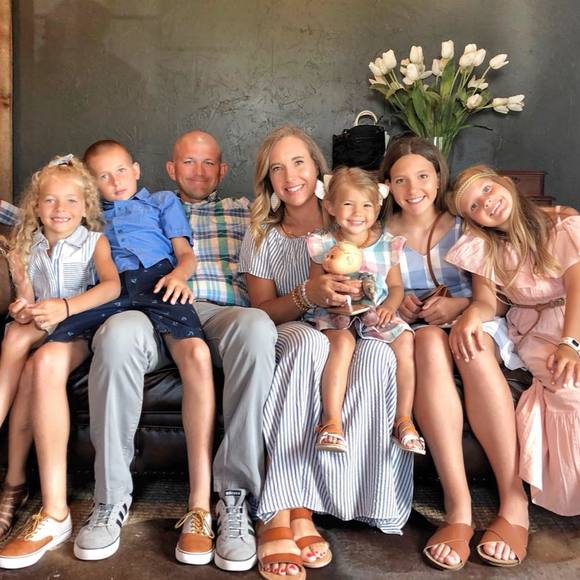 Meet your Posher, Missy - Picture 1 of 1